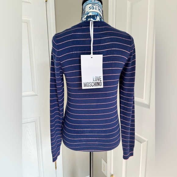 NWT ⭐️LOVE MOSCHINO women’s sweater top SIZE 4 - Picture 3 of 7
